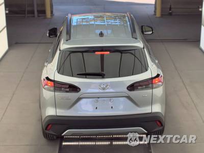 2026 Toyota Corolla Cross LE - zdjęcie 5 z 26 - miniatura
