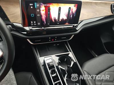 2025 Volkswagen Atlas 2.0T SE w/Technology - zdjęcie 11 z 31 - miniatura