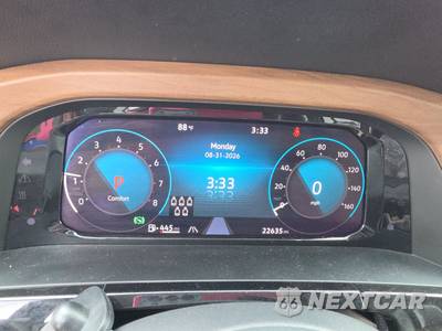 2025 Volkswagen Atlas 2.0T SE w/Technology - zdjęcie 12 z 30 - miniatura