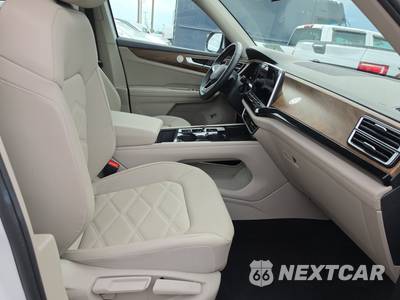 2025 Volkswagen Atlas 2.0T SE w/Technology - zdjęcie 8 z 30 - miniatura