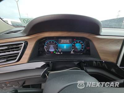 2025 Volkswagen Atlas 2.0T SE w/Technology - zdjęcie 12 z 32 - miniatura