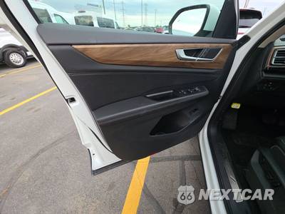 2025 Volkswagen Atlas 2.0T SE w/Technology - zdjęcie 9 z 32 - miniatura