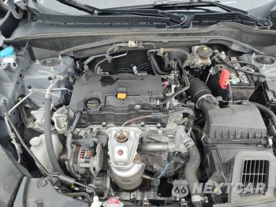 2025 Volkswagen Atlas 2.0T SE w/Technology - zdjęcie 15 z 32 - miniatura