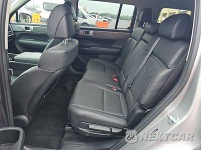 2025 Hyundai Santa Fe Hybrid SEL - zdjęcie 13 z 28 - miniatura