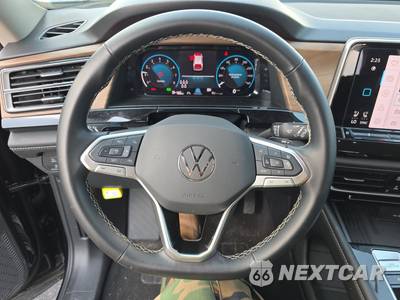 2025 Volkswagen Atlas 2.0T SE w/Technology - zdjęcie 10 z 26 - miniatura