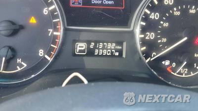 2015 Nissan Pathfinder SV - zdjęcie 18 z 44 - miniatura