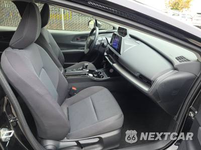 2025 Toyota Prius LE - zdjęcie 8 z 26 - miniatura