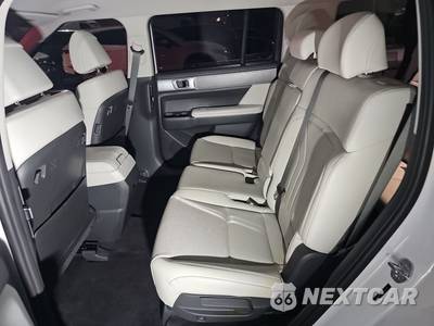 2025 Hyundai Santa Fe Hybrid SEL - zdjęcie 13 z 30 - miniatura