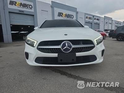 2019 Mercedes-Benz A 220 4MATIC - zdjęcie 2 z 34 - miniatura