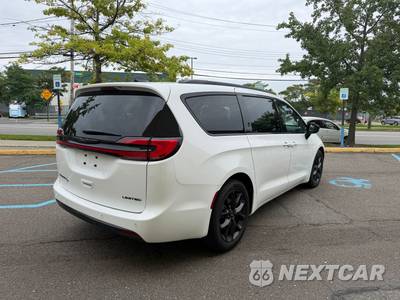 2025 Chrysler Pacifica Limited 121.6" WB - zdjęcie 4 z 52 - miniatura