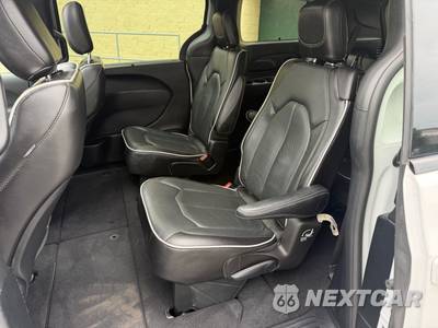 2025 Chrysler Pacifica Limited 121.6" WB - zdjęcie 21 z 52 - miniatura