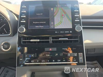2020 Toyota Avalon Limited - zdjęcie 11 z 30 - miniatura