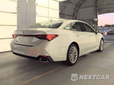 2020 Toyota Avalon Limited - zdjęcie 4 z 30 - miniatura