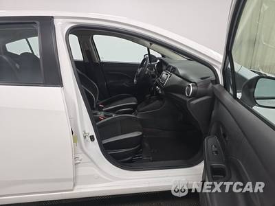2025 Nissan Versa S - zdjęcie 8 z 24 - miniatura