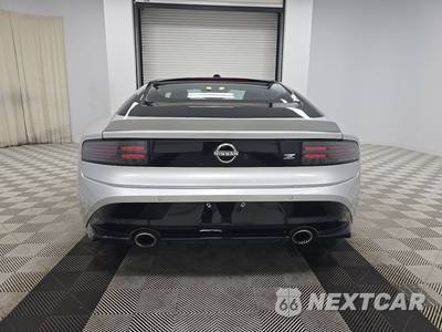 2025 Nissan Z Performance - zdjęcie 5 z 23 - miniatura