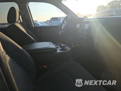2023 Ram 1500 Classic Tradesman Crew Cab Short Bed - zdjęcie 8 z 29 - miniatura
