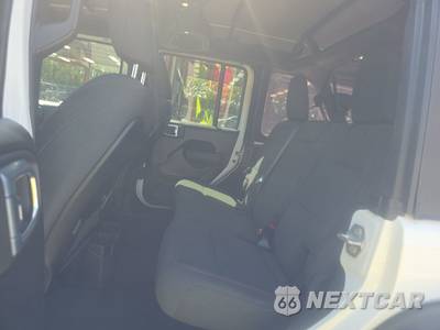 2026 Jeep Wrangler 4 Door Rubicon - zdjęcie 13 z 28 - miniatura