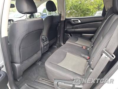 2019 Nissan Pathfinder SV - zdjęcie 30 z 45 - miniatura