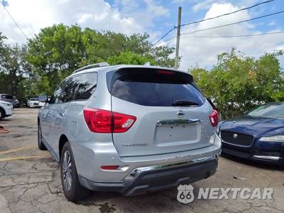 2019 Nissan Pathfinder SV - zdjęcie 7 z 45 - miniatura