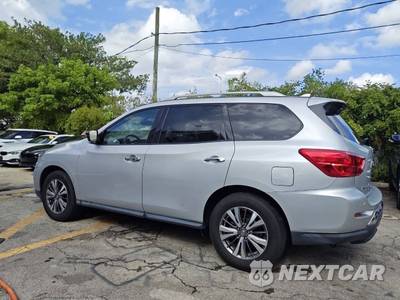 2019 Nissan Pathfinder SV - zdjęcie 5 z 45 - miniatura