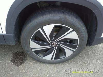 2025 Volkswagen Taos SE - zdjęcie 17 z 26 - miniatura