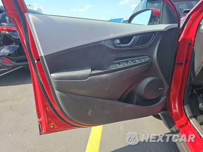 2021 Hyundai Kona SEL Plus - zdjęcie 9 z 37 - miniatura
