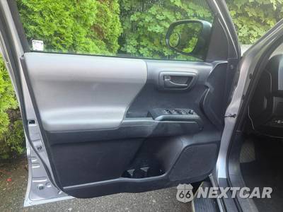 2020 Toyota Tacoma SR Crew Cab Medium Bed - zdjęcie 13 z 22 - miniatura