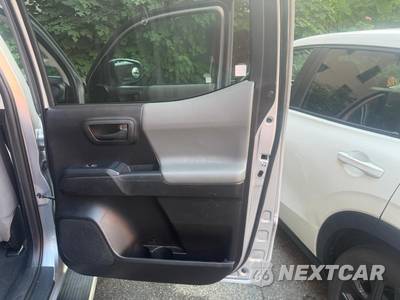 2020 Toyota Tacoma SR Crew Cab Medium Bed - zdjęcie 16 z 22 - miniatura