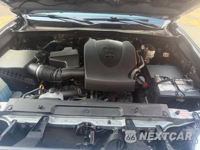 2020 Toyota Tacoma SR Crew Cab Medium Bed - zdjęcie 17 z 22 - miniatura