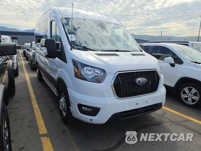 2025 Ford Transit Passenger Van XLT Medium Roof 148.0" WB - zdjęcie 3 z 32 - miniatura