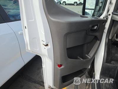 2025 Ford Transit Passenger Van XLT Medium Roof 148.0" WB - zdjęcie 9 z 32 - miniatura