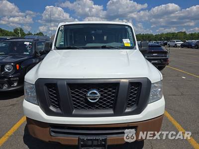 2015 Nissan NV3500 HD Passenger S 146.1" WB - zdjęcie 2 z 50 - miniatura