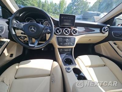 2017 Mercedes-Benz GLA 250 - zdjęcie 11 z 37 - miniatura