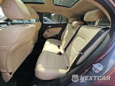 2017 Mercedes-Benz GLA 250 - zdjęcie 13 z 37 - miniatura