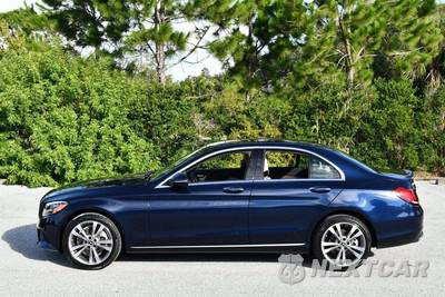2019 Mercedes-Benz C 300 4MATIC Sedan - zdjęcie 28 z 50 - miniatura