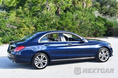 2019 Mercedes-Benz C 300 4MATIC Sedan - zdjęcie 6 z 50 - miniatura