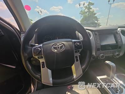 2018 Toyota Tundra Limited Crew Cab Short Bed - zdjęcie 10 z 25 - miniatura