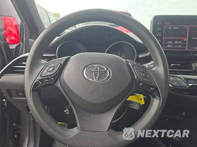 2019 Toyota C-HR LE - zdjęcie 10 z 24 - miniatura