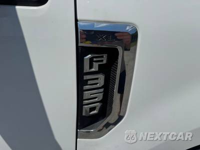 2020 Ford Super Duty F-350 XL Extended Cab Long Bed w/Rear Doors - zdjęcie 30 z 50 - miniatura