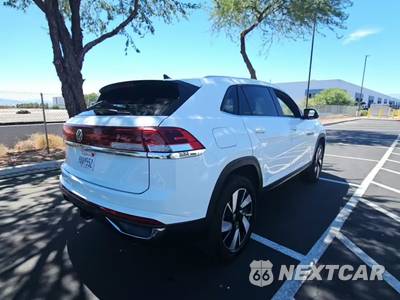2025 Volkswagen Atlas Cross Sport 2.0T SE w/Technology - zdjęcie 4 z 11 - miniatura
