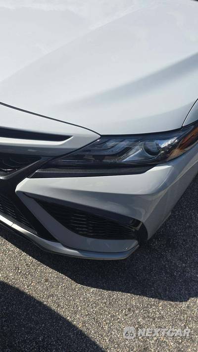 2022 Toyota Camry Hybrid XSE - zdjęcie 22 z 23 - miniatura