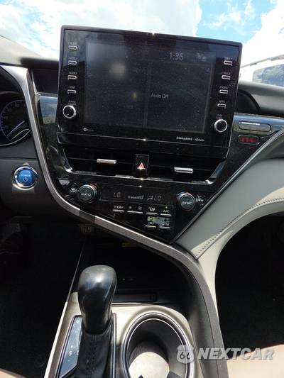 2022 Toyota Camry Hybrid XSE - zdjęcie 11 z 23 - miniatura