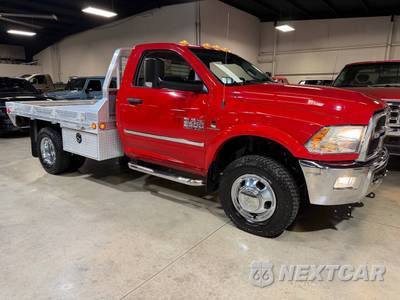 2016 Ram 3500 Cab Chassis Tradesman Regular Cab DRW - zdjęcie 41 z 47 - miniatura