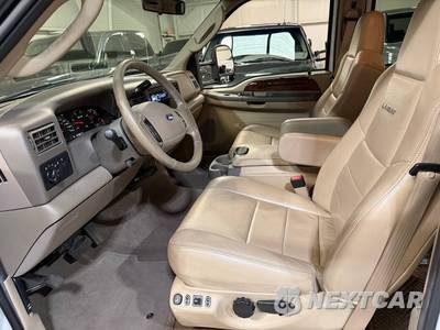 2004 Ford Super Duty F-450 Cab Chassis Lariat Crew Cab DRW - zdjęcie 26 z 43 - miniatura