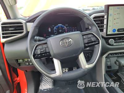 2024 Toyota Sequoia SR5 - zdjęcie 16 z 31 - miniatura