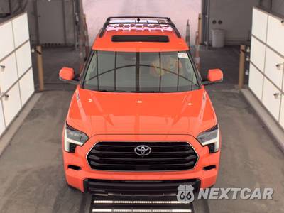 2024 Toyota Sequoia SR5 - zdjęcie 2 z 31 - miniatura