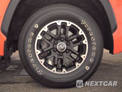 2024 Toyota Sequoia SR5 - zdjęcie 10 z 31 - miniatura