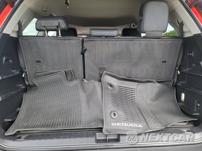 2024 Toyota Sequoia SR5 - zdjęcie 23 z 31 - miniatura