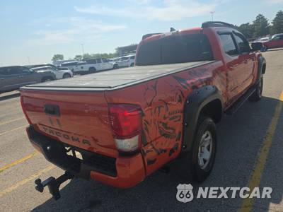 2017 Toyota Tacoma TRD Off-Road Crew Cab Long Bed - zdjęcie 4 z 28 - miniatura