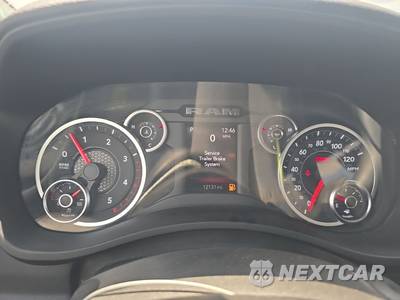 2025 Ram 2500 Big Horn Crew Cab Medium Bed - zdjęcie 12 z 30 - miniatura